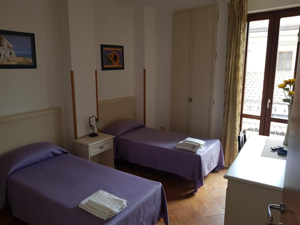 Locanda Aria Del Re Sapri Bagian luar foto